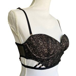 Victorias Secret Very Sexy Bra Size 32C Balconette Black Lace Strappy Long Line
